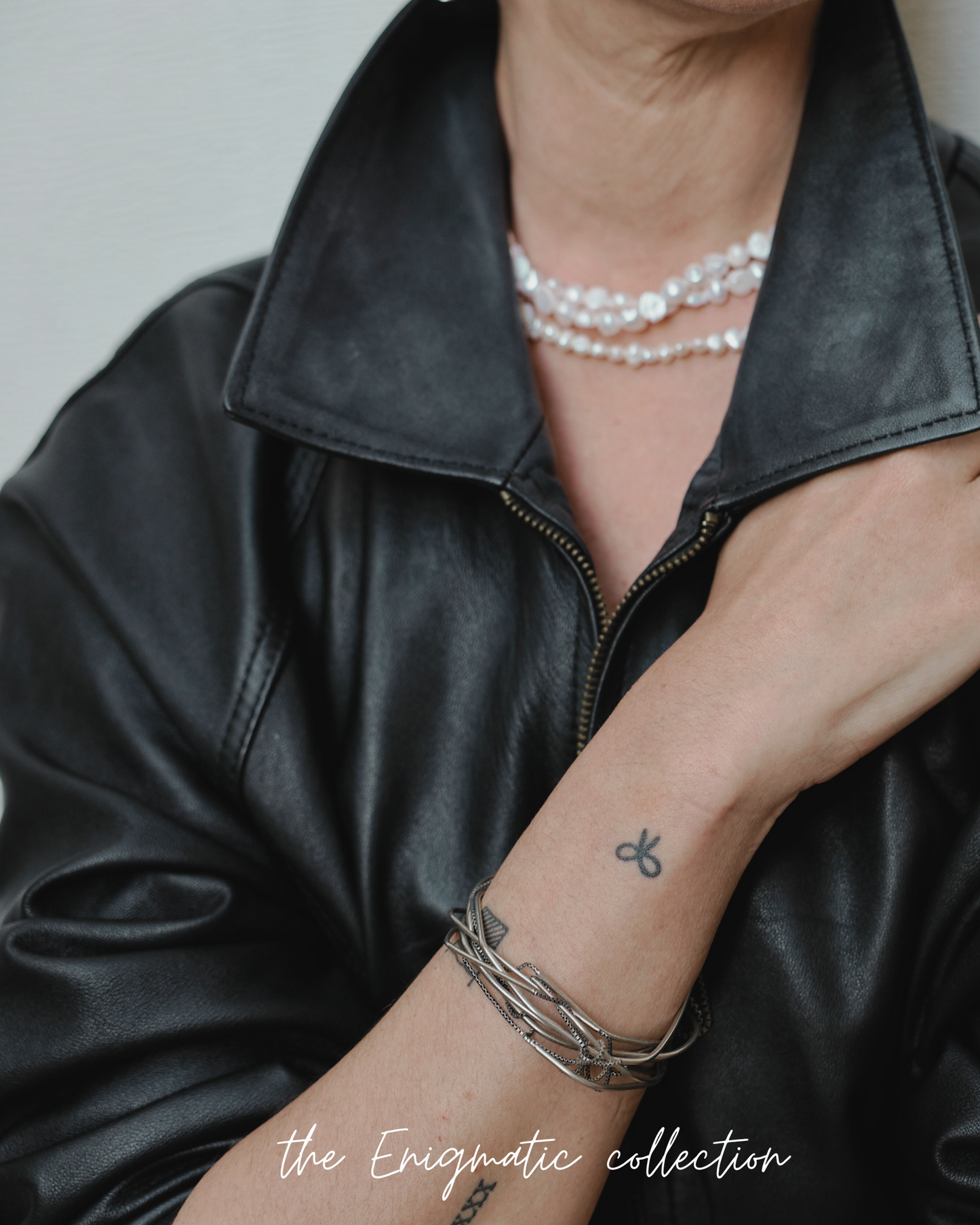 Geometric silver tone Sculpted bracelet