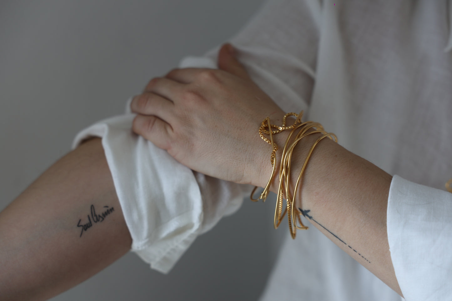 Geometric gold tone Sculpted bracelet- set of 3