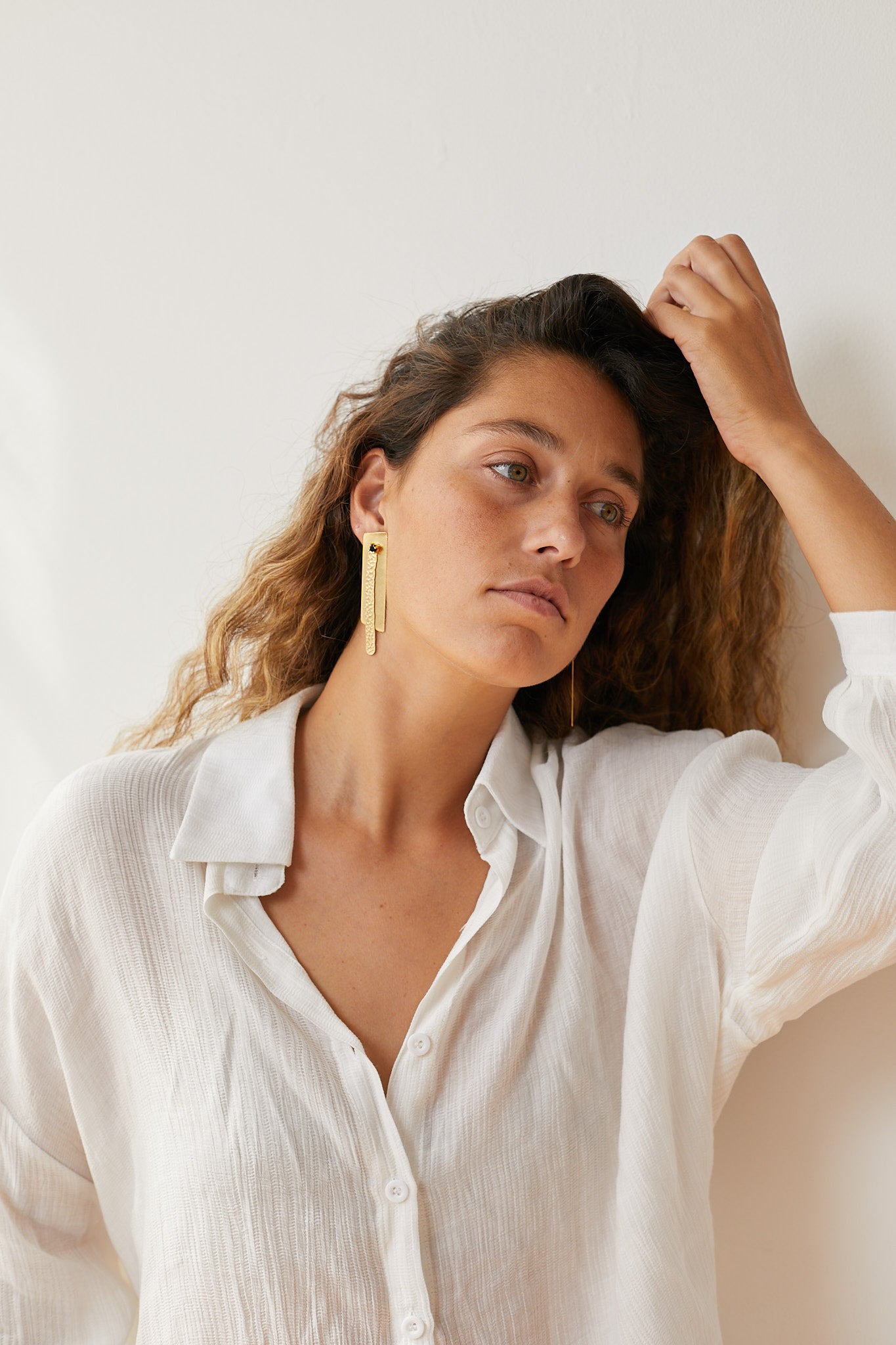 SOFIE MODULAR GOLDEN STRUCTURED EARRINGS