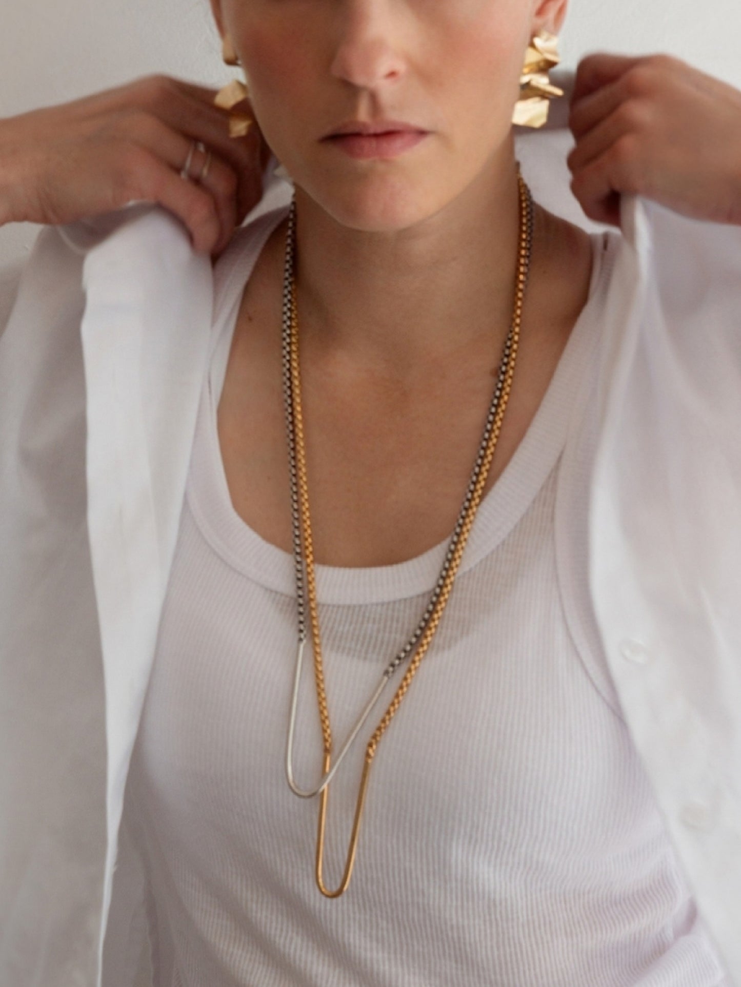 Arc Curved irregular Necklace