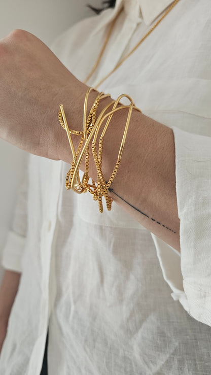 Geometric Sculpted Gold bracelet