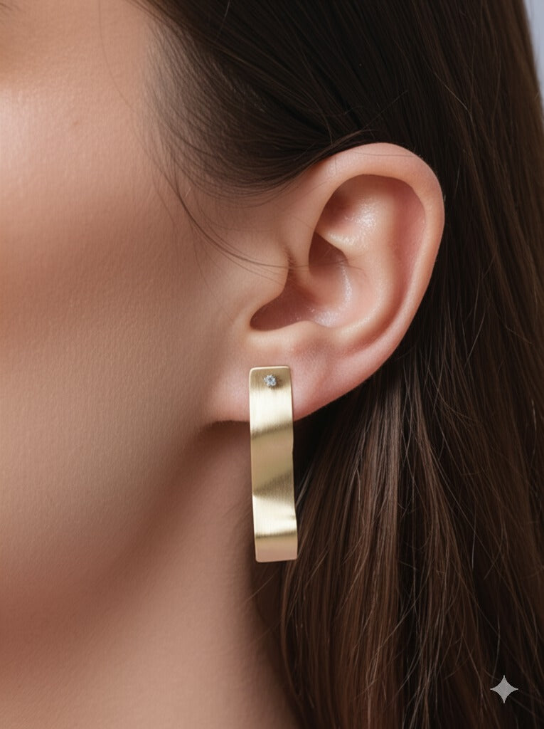Gold Sculptural Twist Earrings – Dafnie Design - modular