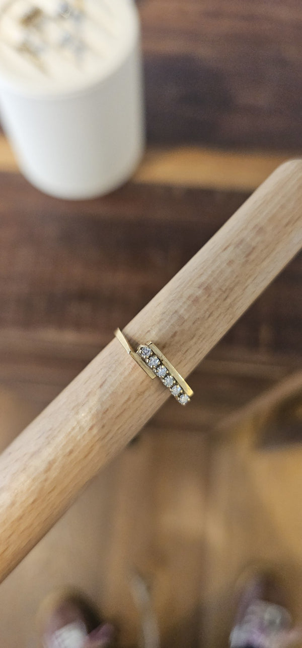 The Golden Line Ring in the OTILYAS studio