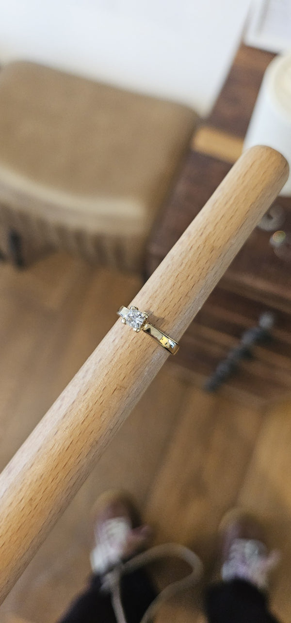 The Sun Square Ring in the OTILYAS studio