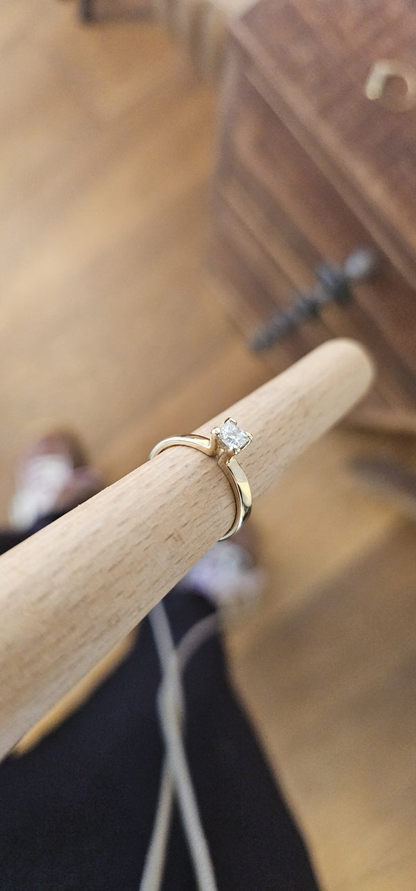 The Sun Square Ring in the OTILYAS studio