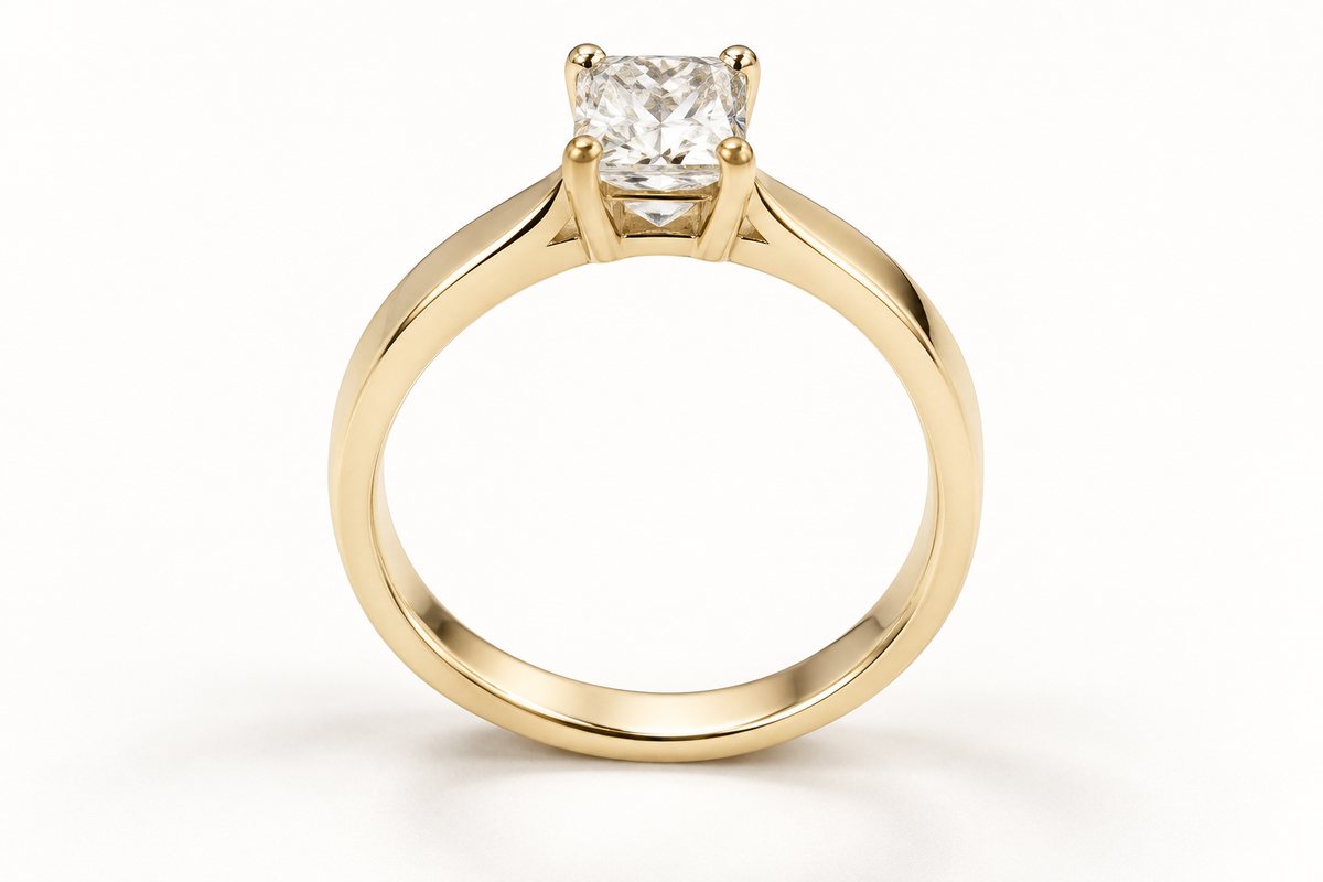 The Sun Square ring, 14k yellow gold, standing side view