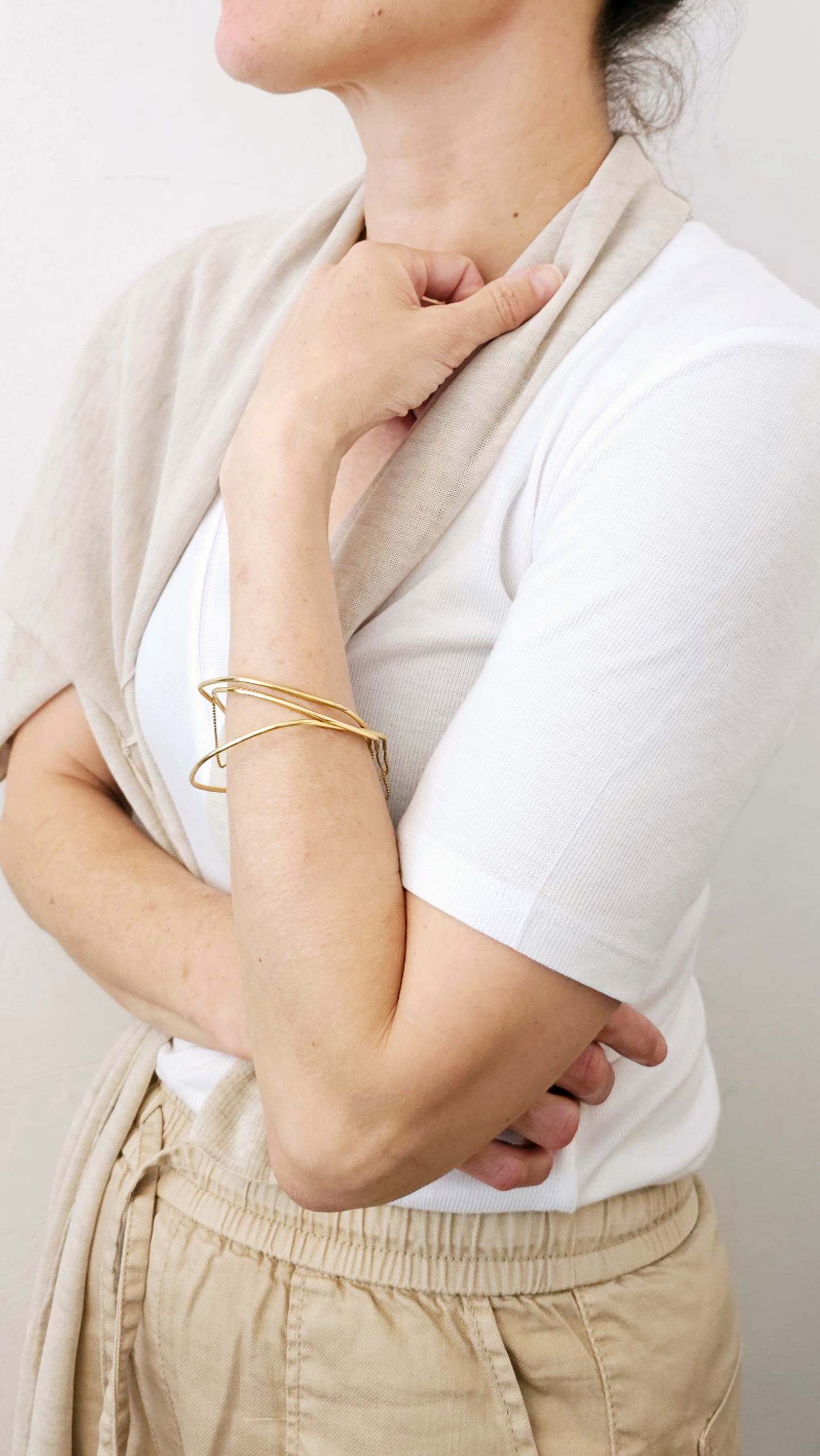 Geometric Sculpted Gold bracelet