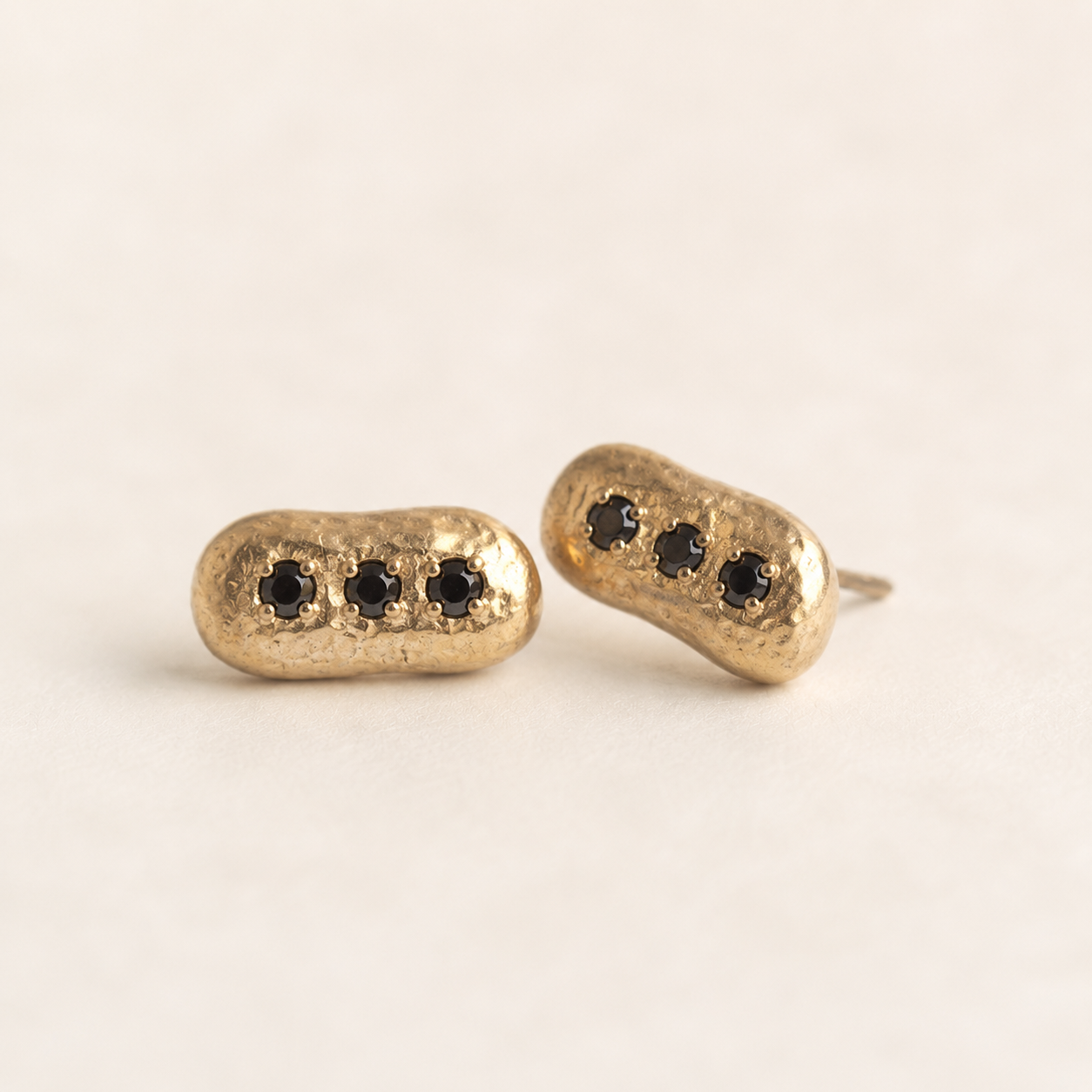 Clouds stud earrings 14k yellow gold
