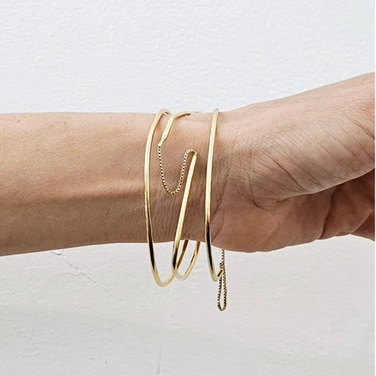 Geometric Sculpted Gold bracelet